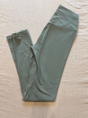 Stori High-Waist Sage Green Leggings